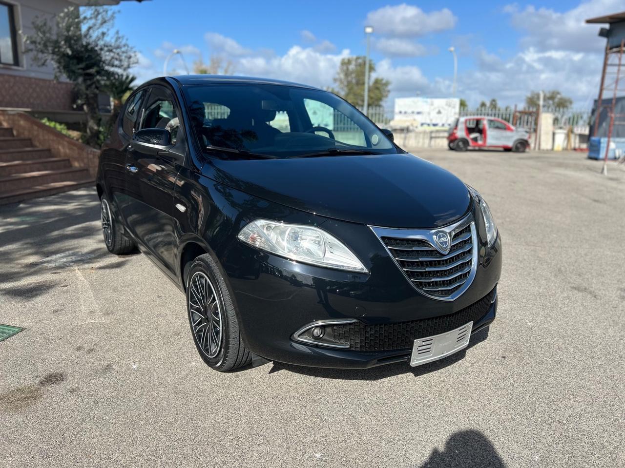 Lancia Ypsilon 1.2 Platinum