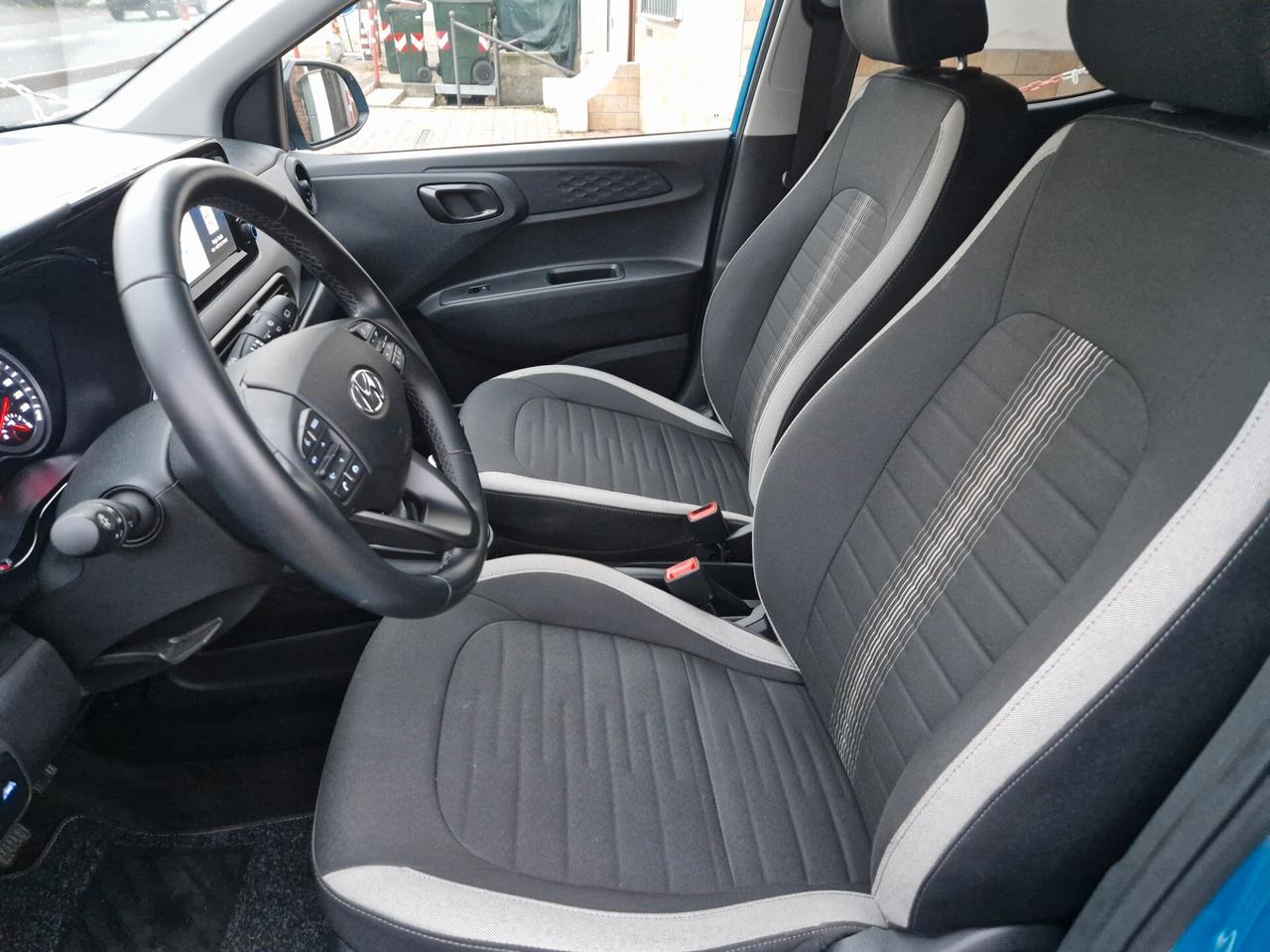 Hyundai i10 1.0 67CV "SOLO 27.700 km" Carplay, Telecam., ADAS