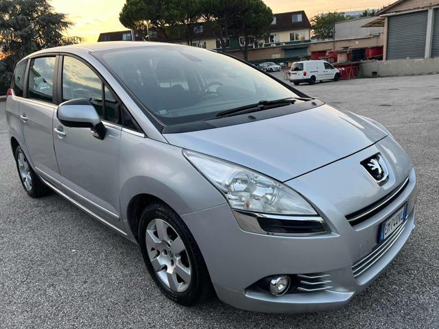 PEUGEOT 5008 7posti 1.6 HDi 112CV senza nessun lavoro da fare