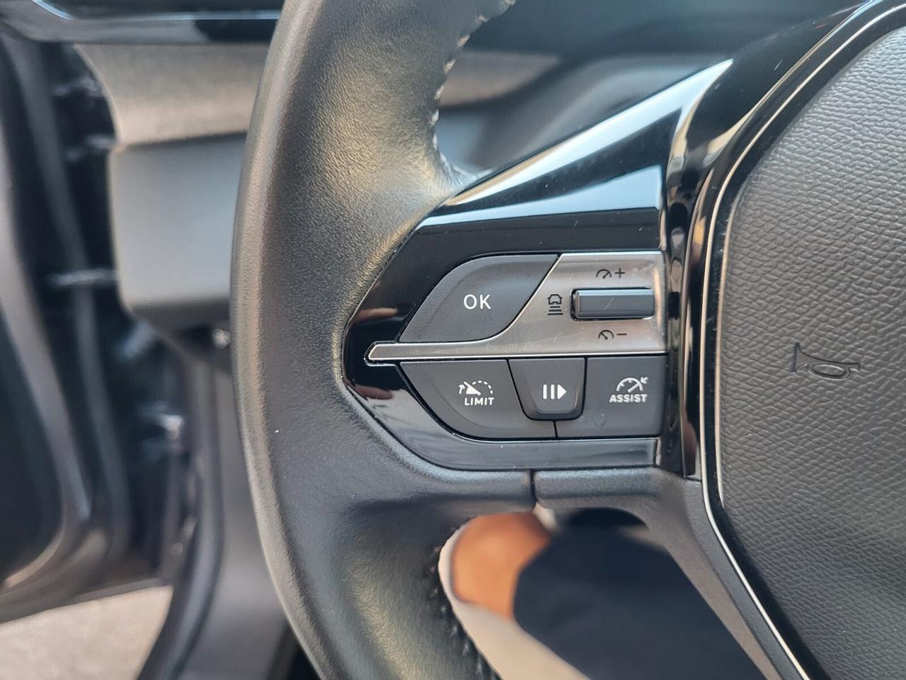 Peugeot 308 BlueHDi 130 CV SW Allure Pack