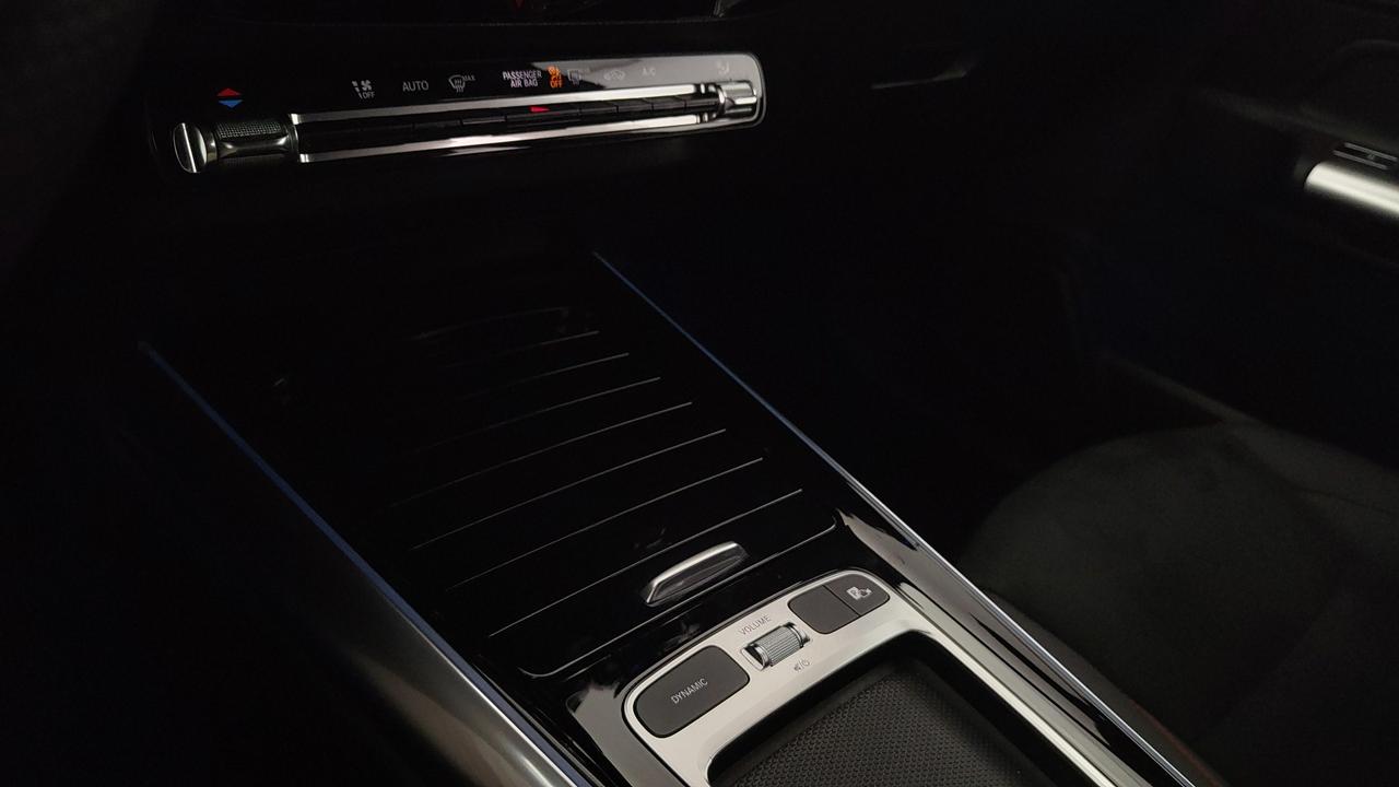 Mercedes-Benz B 180 d Digital Edition auto
