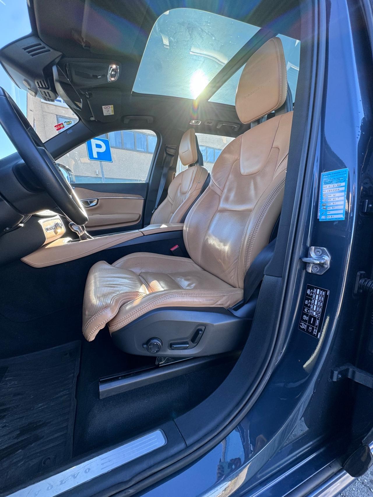 Volvo XC 90 XC90 D5 AWD Geartronic Inscription