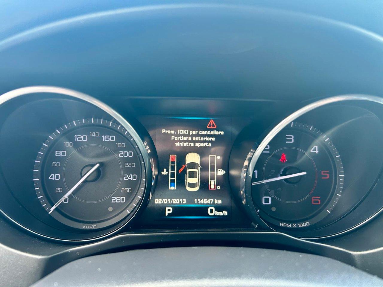 Jaguar XE Berlina XE 2.0d Portfolio 180cv auto