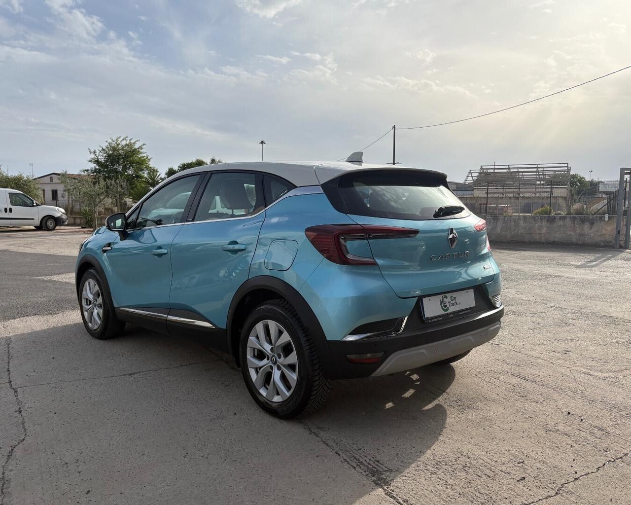Renault Captur Plug-in Hybrid E-Tech 160 CV Intens