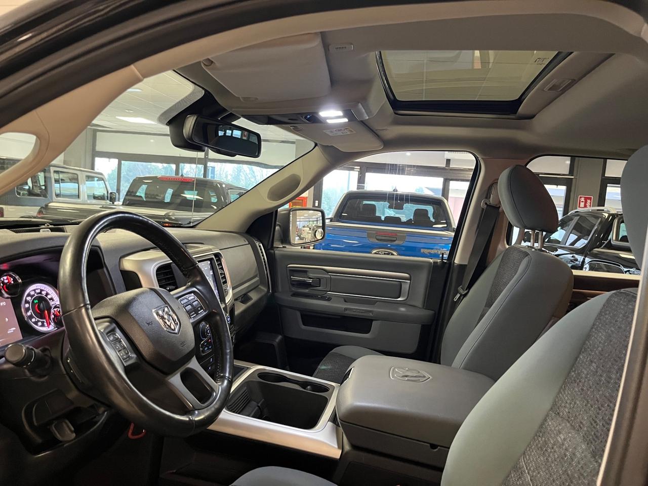 Dodge RAM 5.7 V8 GPL 401cv