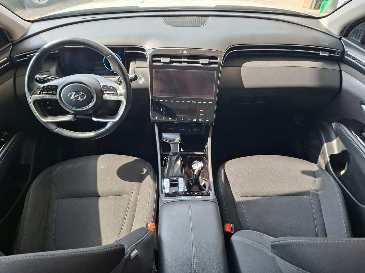 Hyundai Tucson 1.6 CRDI AUTOMATICO / EURO 6D-TEMP