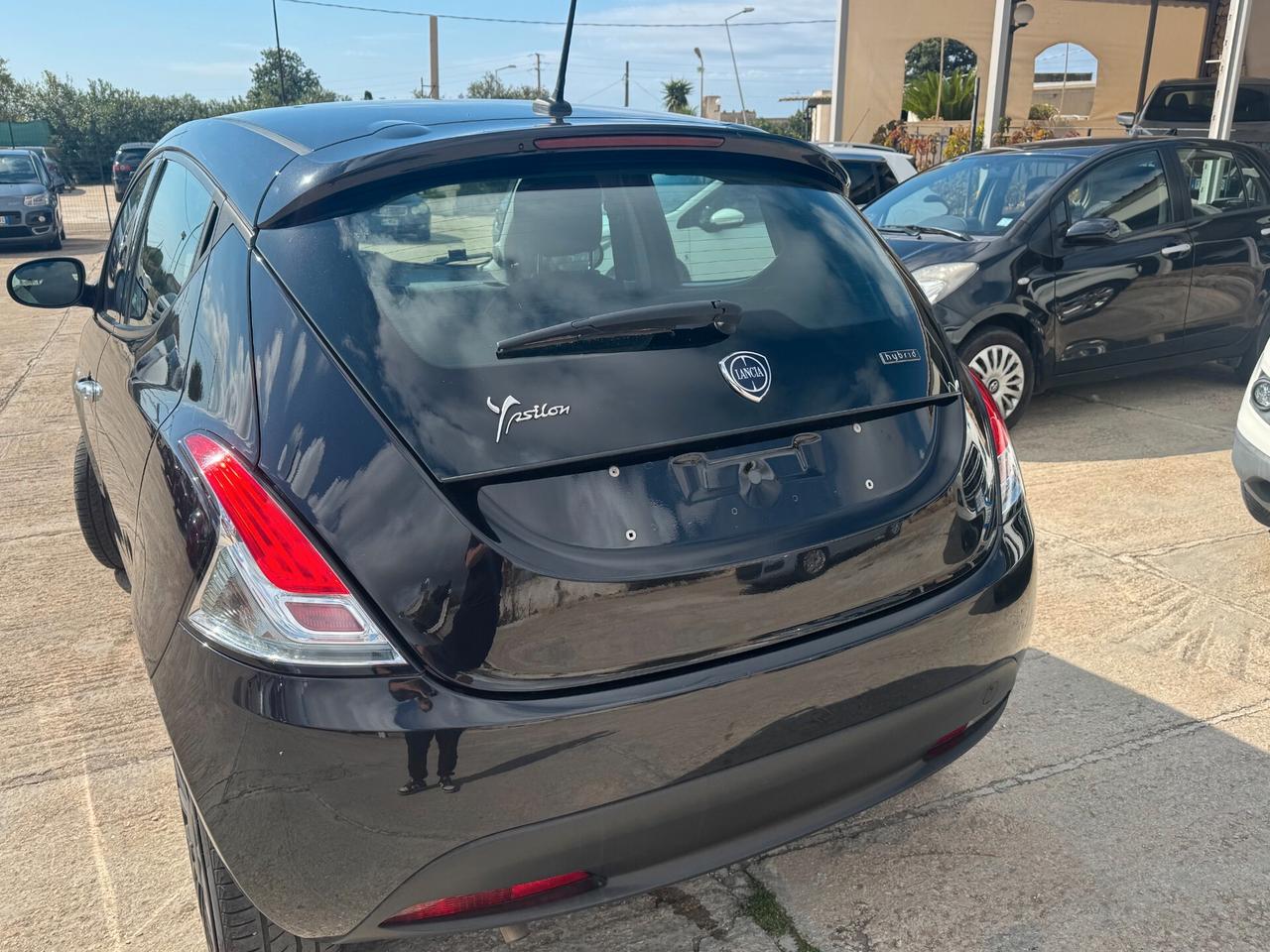 Lancia Ypsilon 1.0 FireFly 5 porte S&S Hybrid