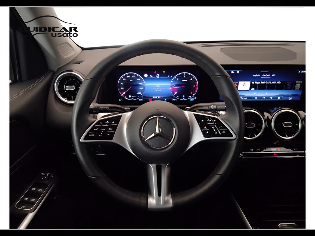 Mercedes-Benz GLB - X247 2023 - GLB 180 d Progressive Advanced auto