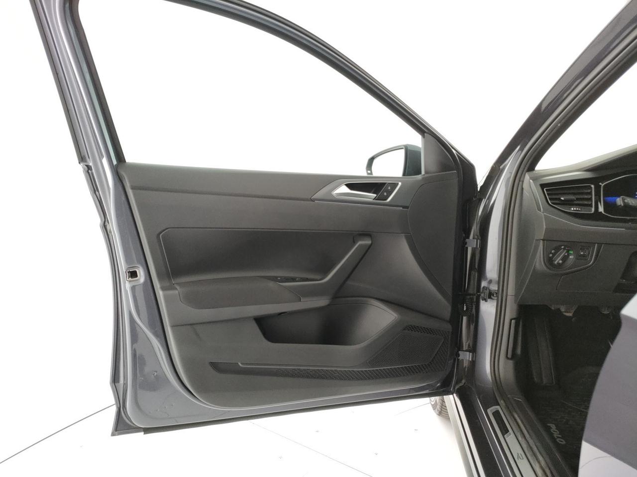 Volkswagen Polo 1.0 tsi r-line 110cv dsg