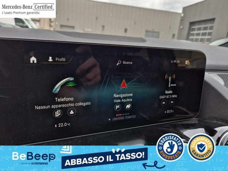 Mercedes-Benz GLA 180 D PREMIUM AUTO