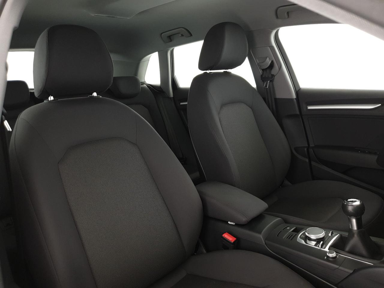 Sportback 30TDI 116CV Admired