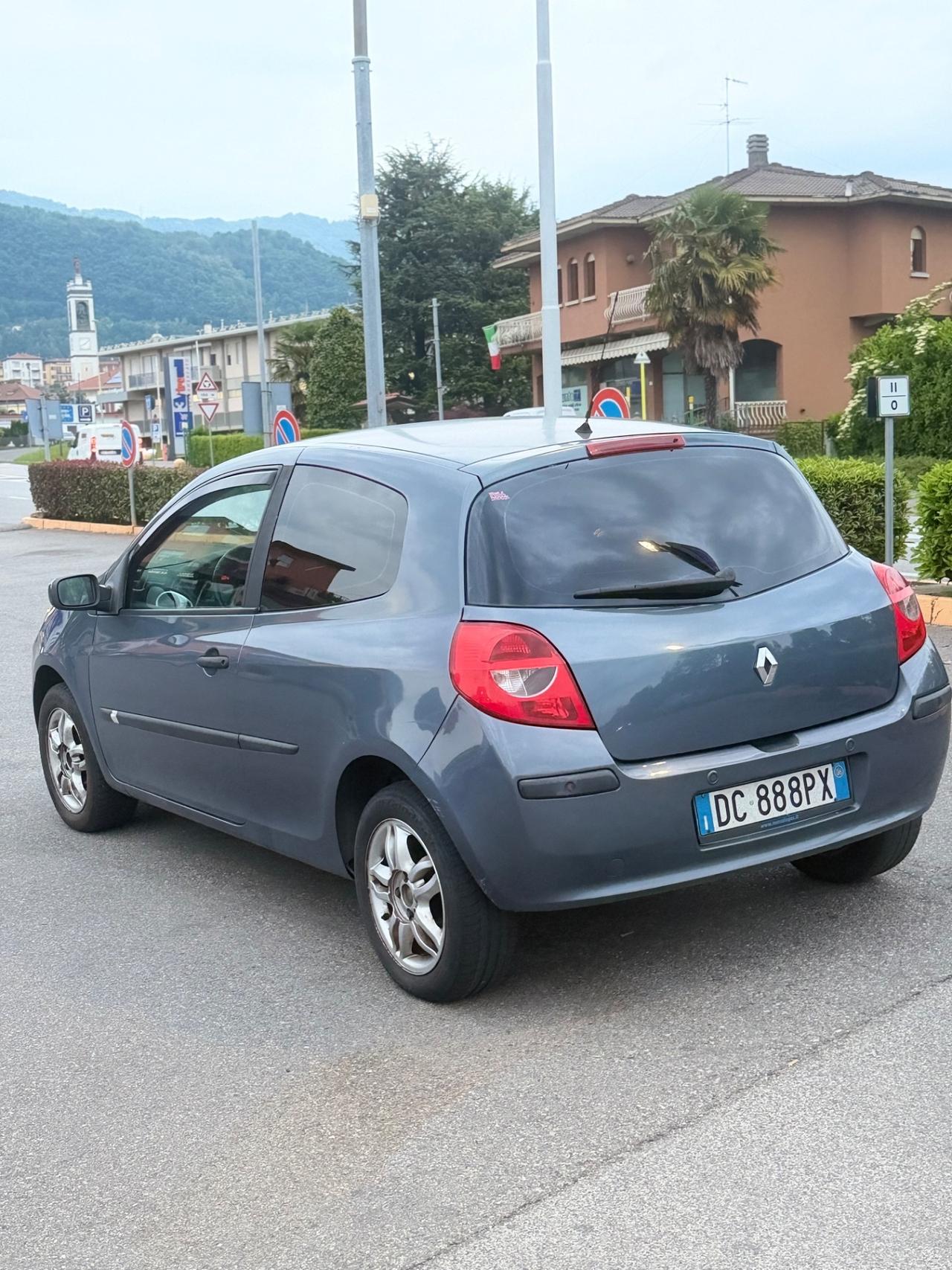 Renault Clio 1.2 16V 3 porte Pack