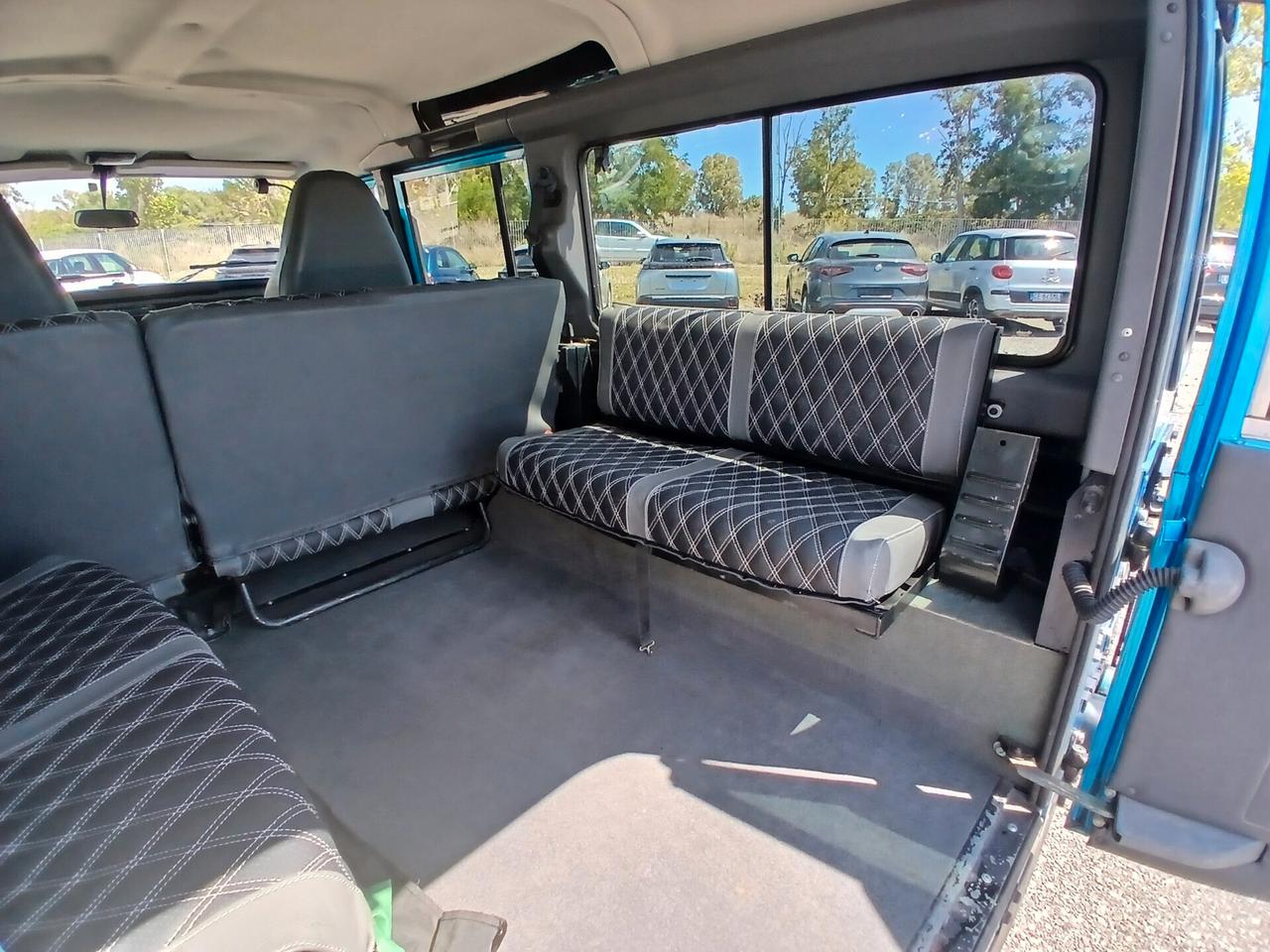 Land Rover Defender 110 2.5 Td5 cat High Capacity Pick Up