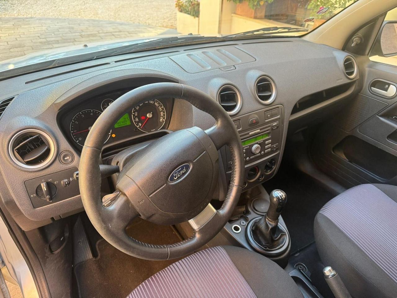 Ford Fusion 1.4 16v 5 p Gpl