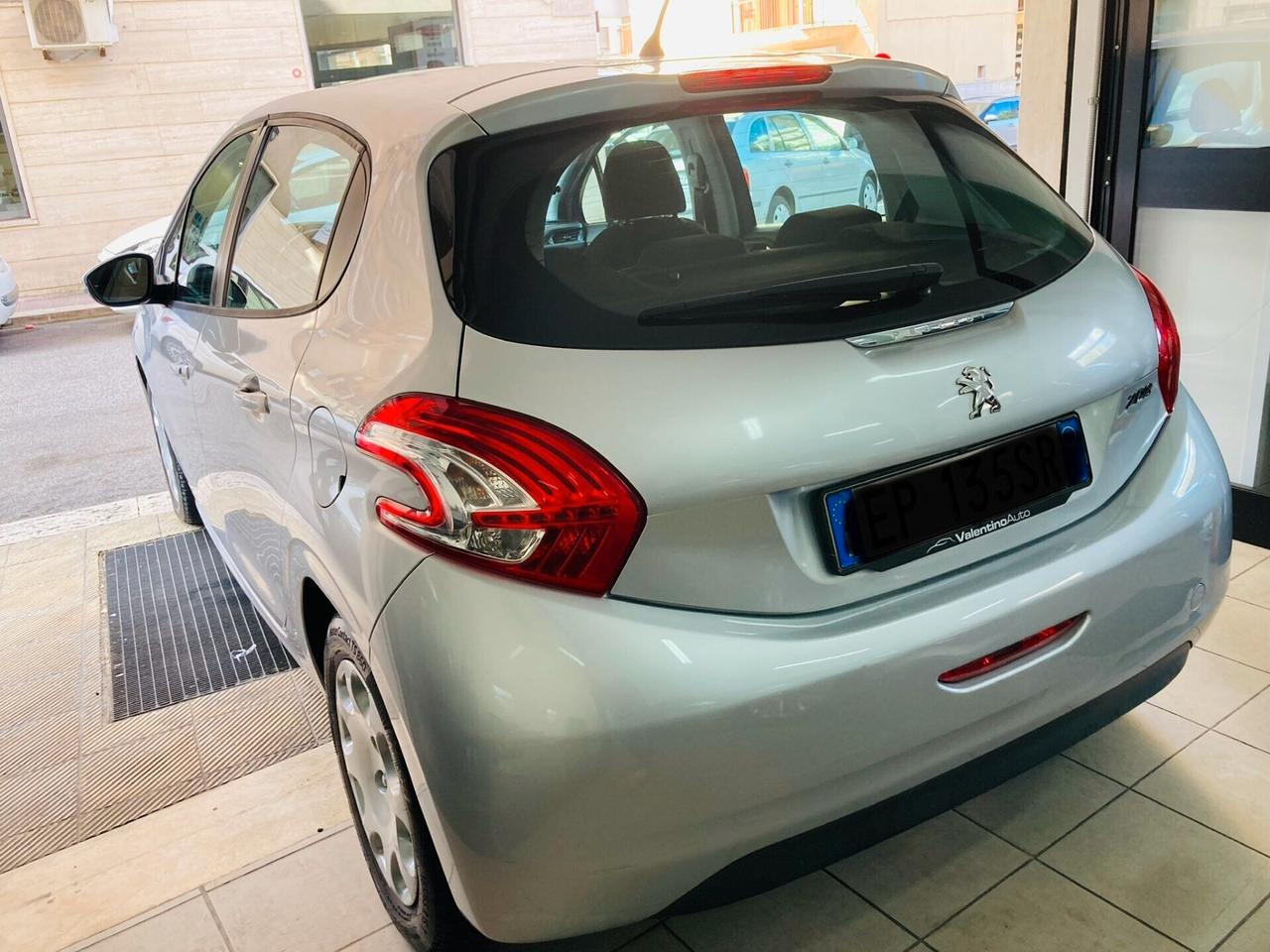 Peugeot 208 1.2 - X NEOPATENTATI - 2013