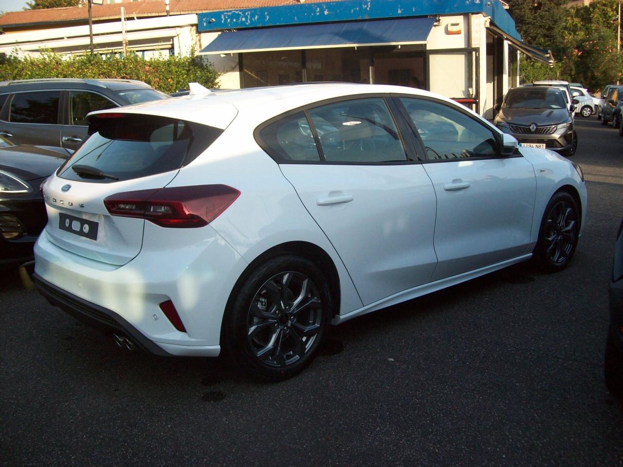 Ford Focus 1.0 EcoBoost Hybrid 125 CV 5p. ST-Line