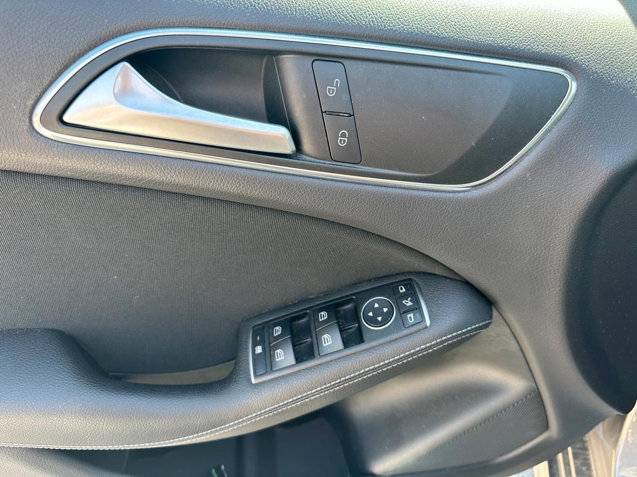 Mercedes-benz B 180 d Automatic