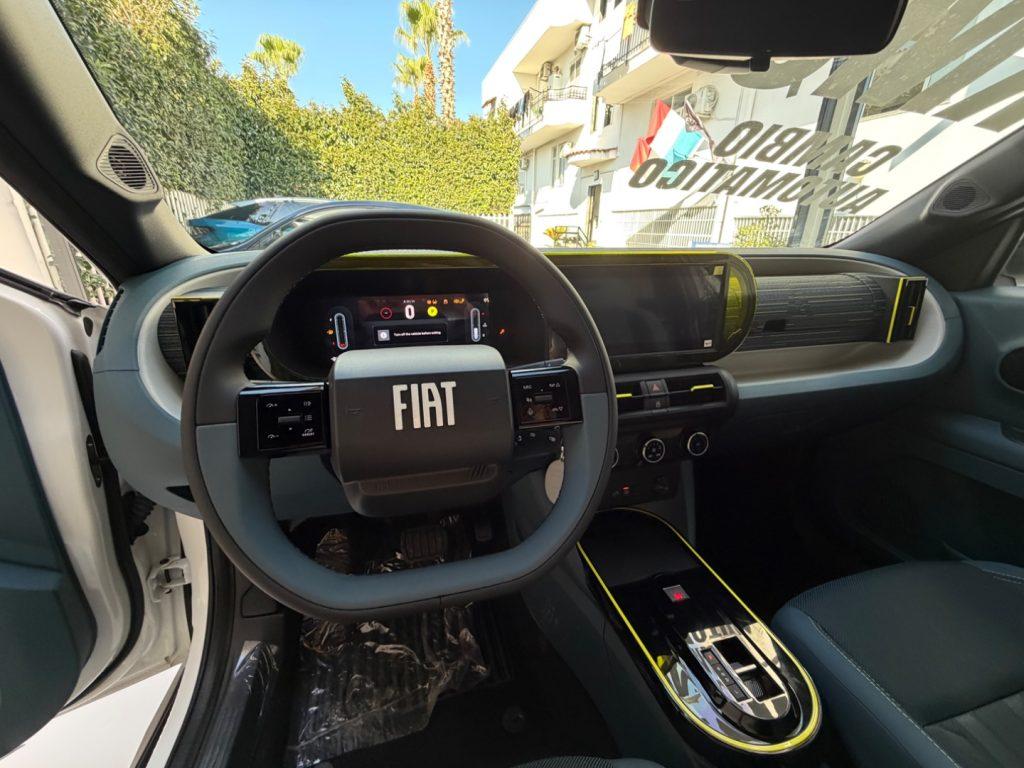 Fiat Grande Panda 1.2 Hybrid 110 CV S&S Icon tua da €249,00 mensili