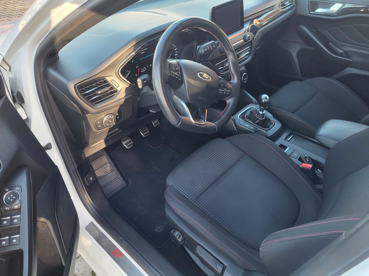 Ford Focus 1.5 EcoBlue 120 CV 5p. ST-Line