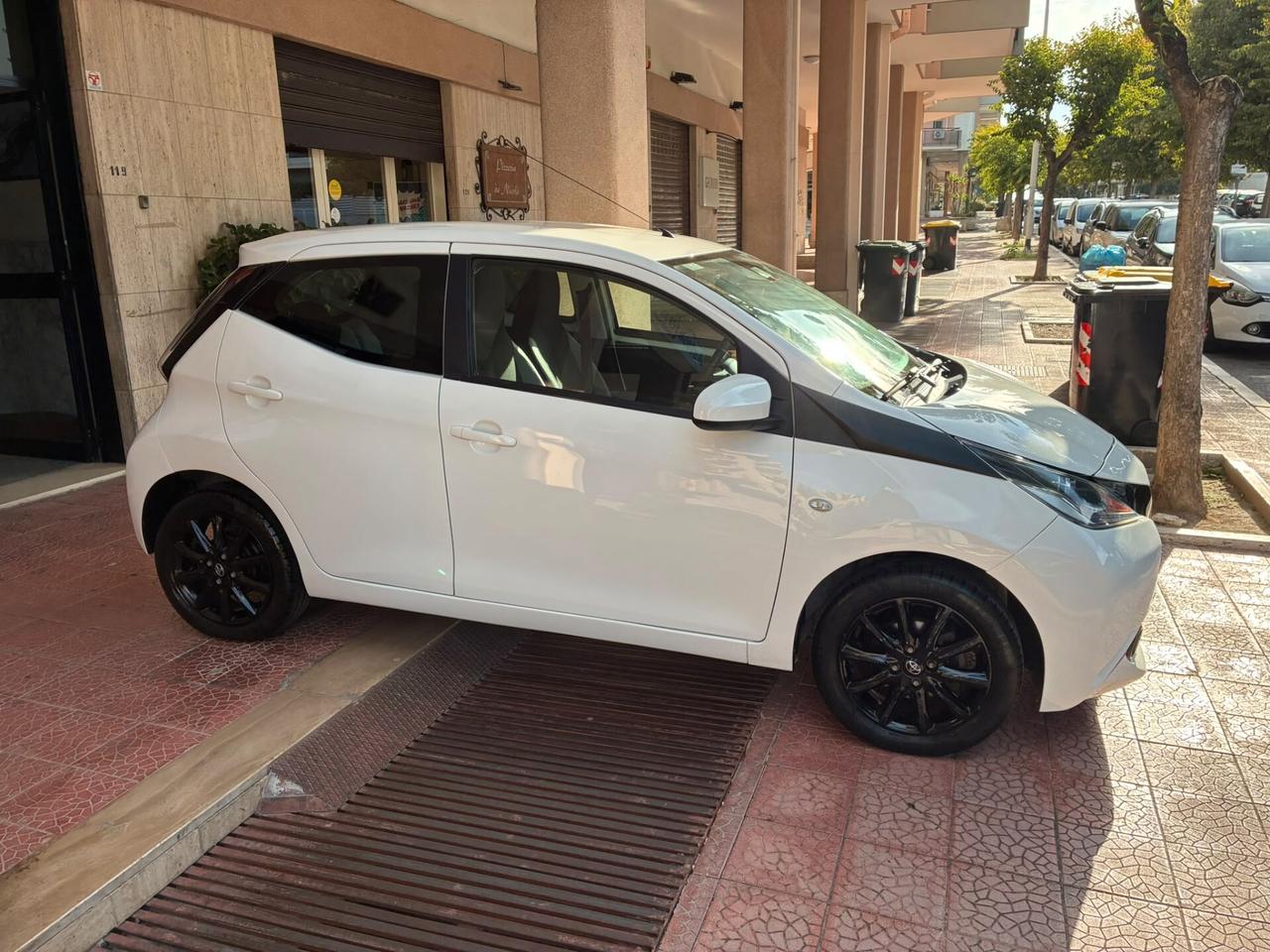 Toyota Aygo 1.0 5p 17.000km pari al nuovo-18
