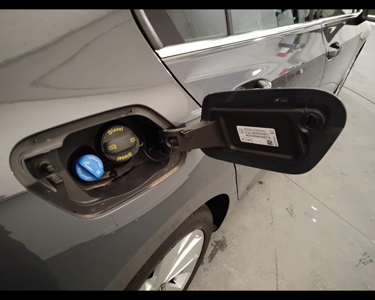 VOLKSWAGEN Golf VIII 2024 - Golf 2.0 tdi Style 150cv dsg