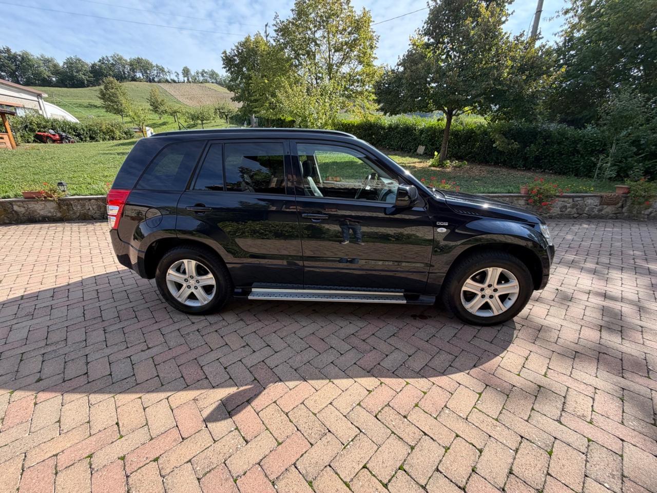 Suzuki Grand Vitara 1.9 DDiS 129 CV 5 porte Executive