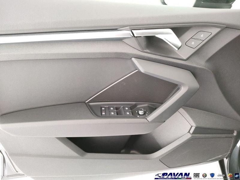 Audi A3 1.5 SPB 35 TFSI MHEV S-tronic Business Advanced