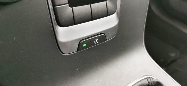 VOLVO V40 Cross Country D2 1.6 Kinetic