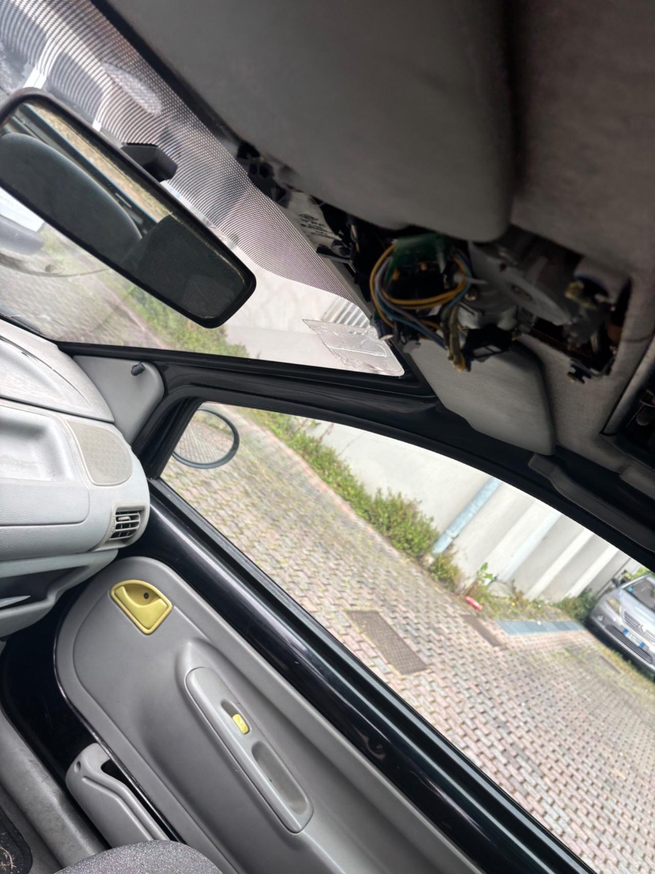 Renault Twingo 1.2i cat Ice ok neopatentati