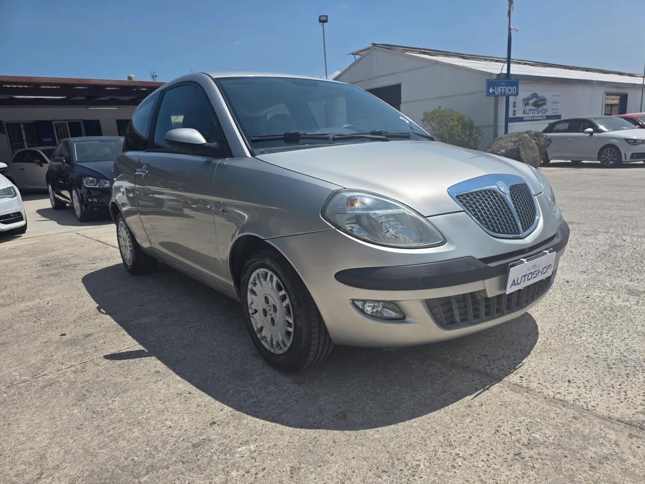 Lancia Ypsilon 1.2 Oro