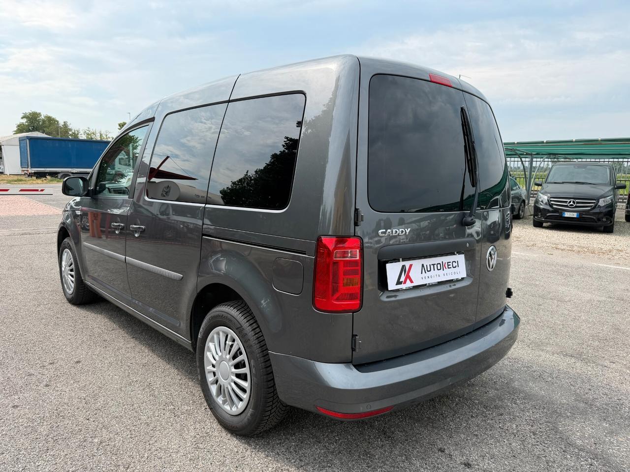 Volkswagen Caddy 2.0 TDI 102CV - AUTOMATICA - N1