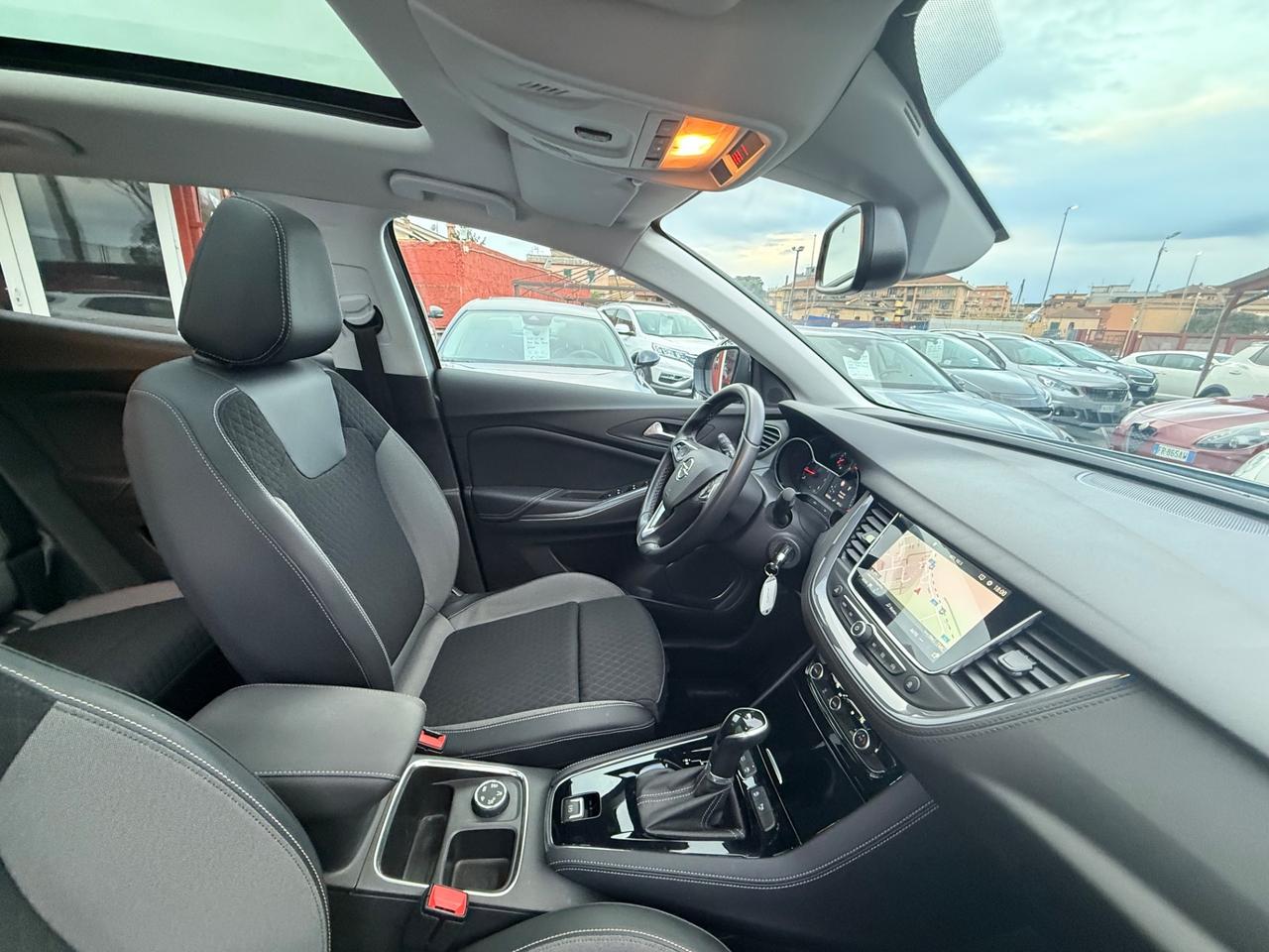 Grandland X 1.2 Turbo 12V 130 CV-Ultimate-unipro-