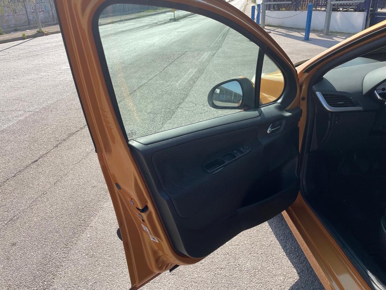 Peugeot 207 1.4 HDi 70CV 5p. XS