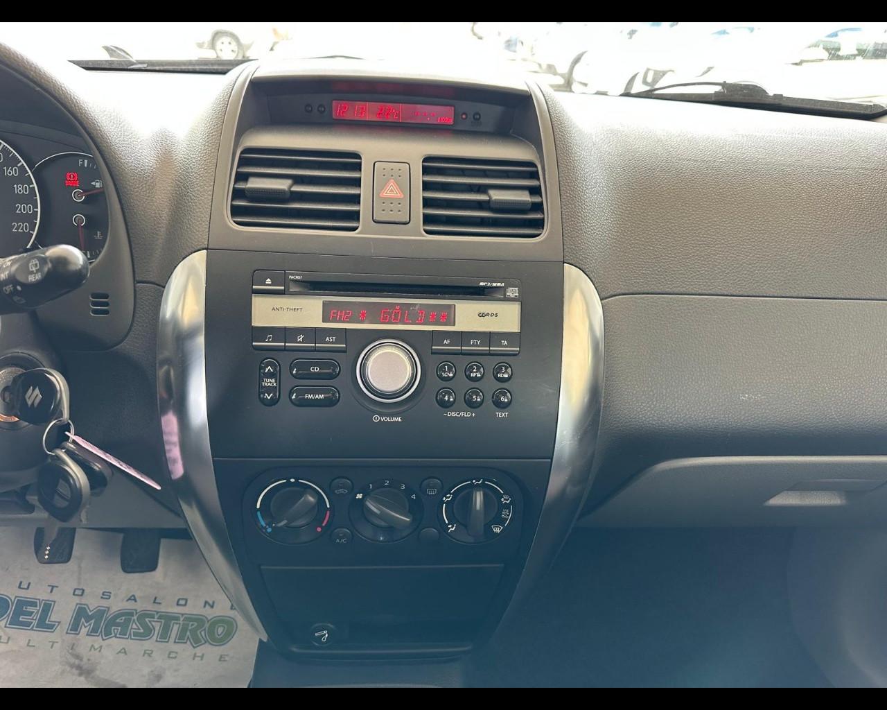 SUZUKI SX4 - 1.6 16V 4WD Outdoor Line