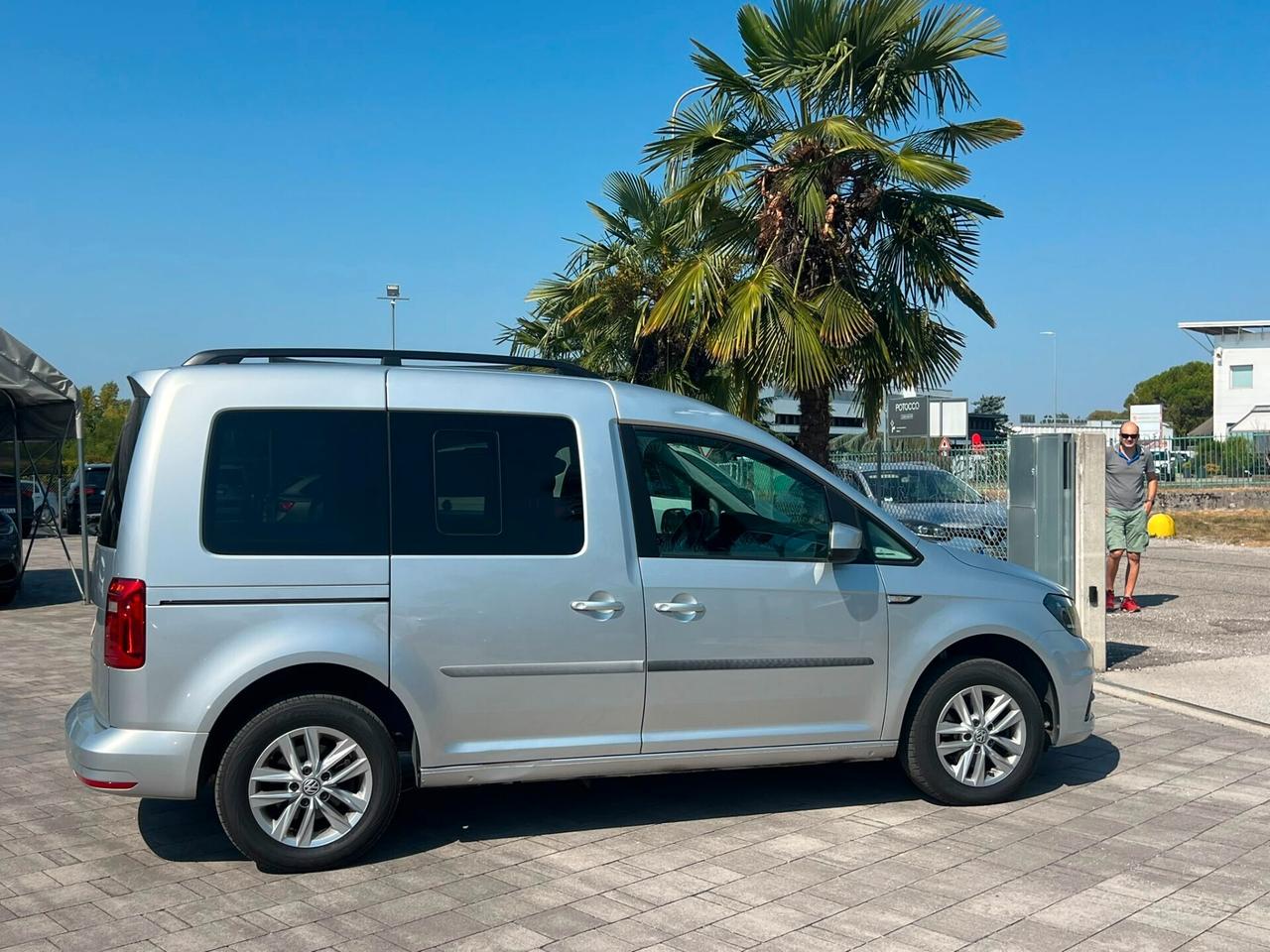 Volkswagen Caddy Pianale Ribassato 2.0 TDI 102 CV Trendline
