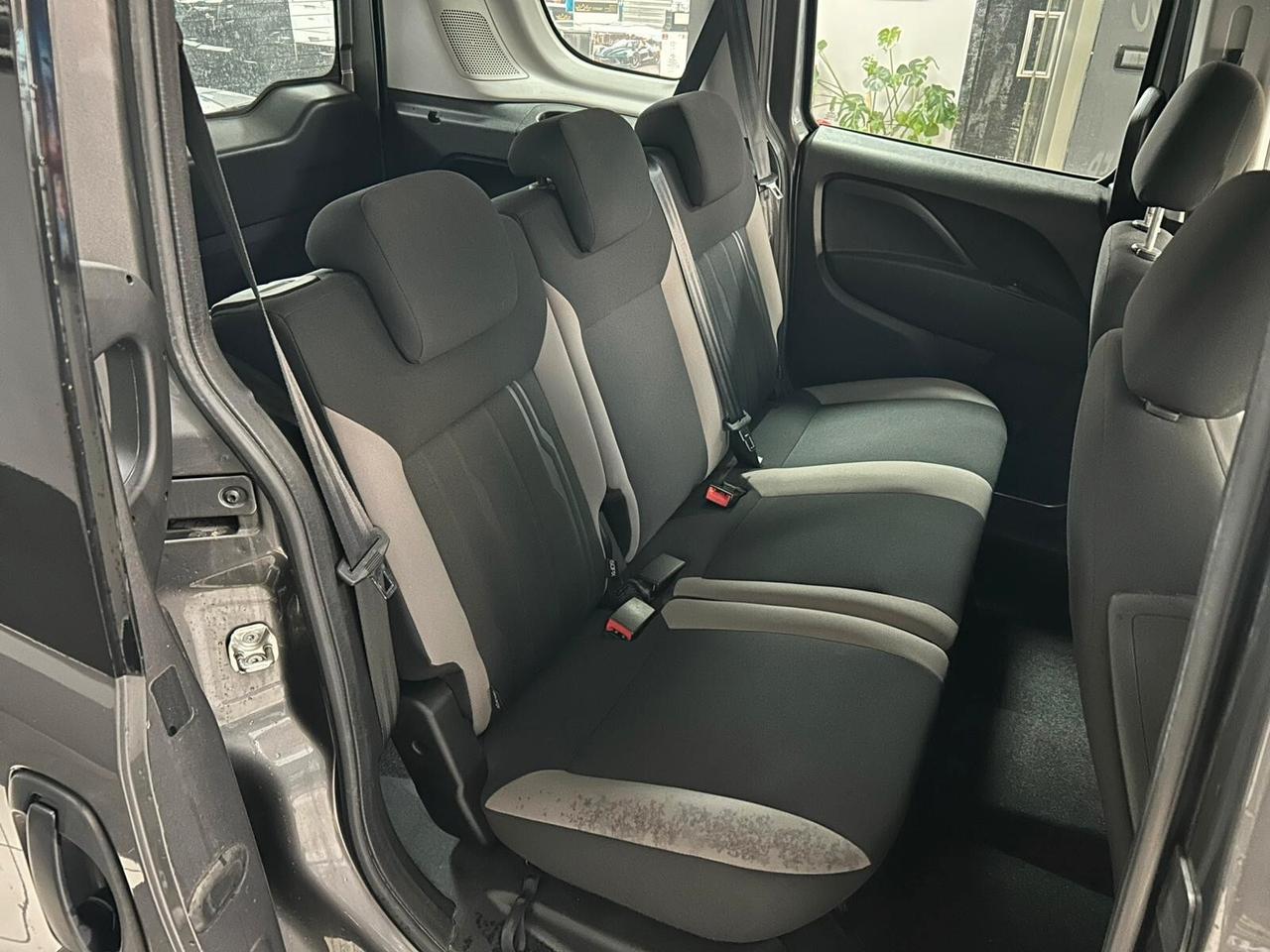 Fiat Doblò 1.6 MJT 105CV Lounge N1