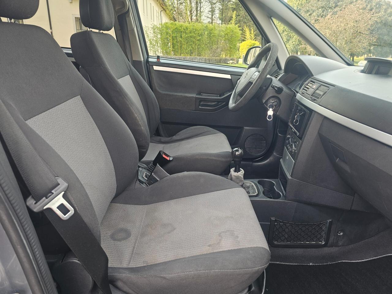 Opel Meriva 1.7 DIESEL OK PER NEOPATENTATI