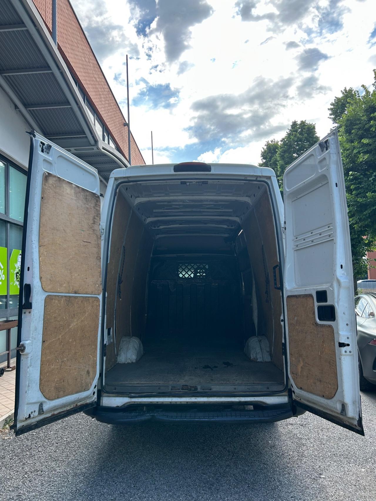 Iveco Daily tetto alto