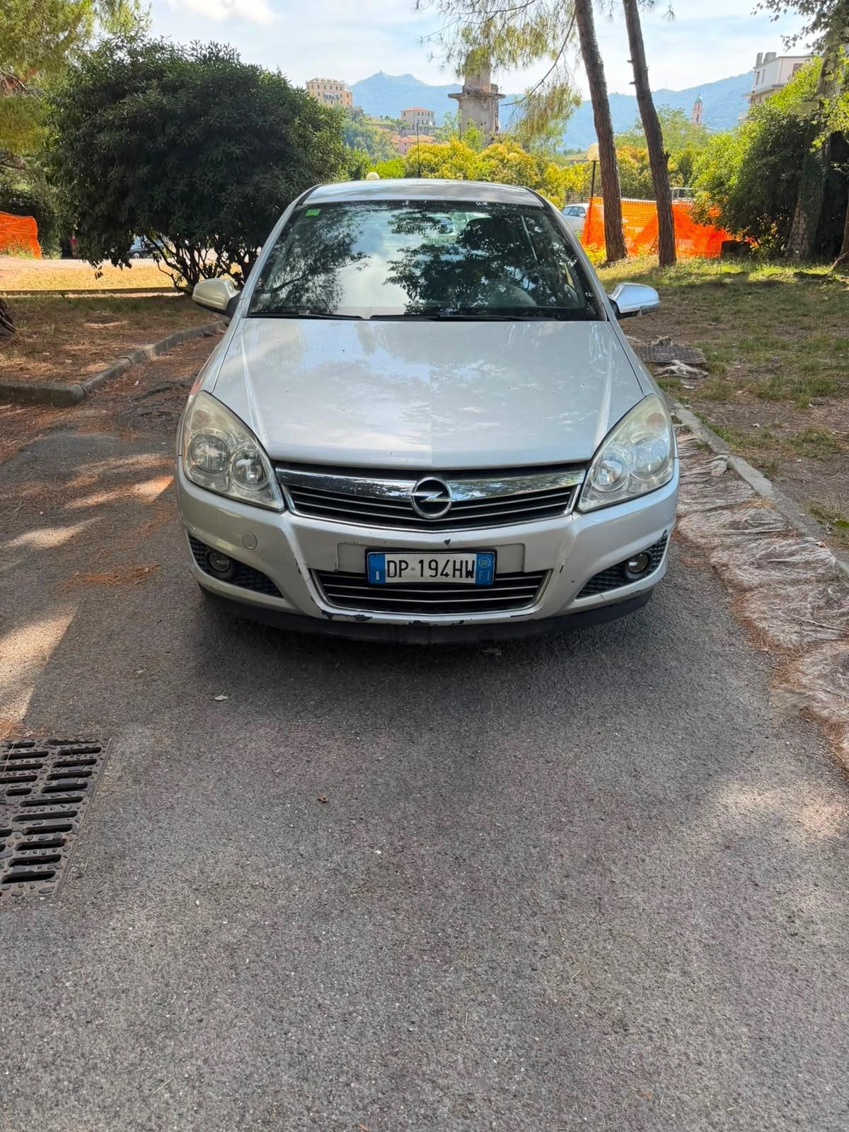 Opel Astra 1.7 CDTI 110CV 5 porte Cosmo