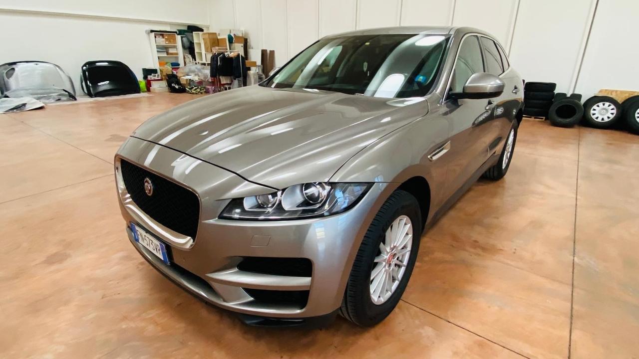 Jaguar F-Pace 2.0 D 180 CV AWD Prestige