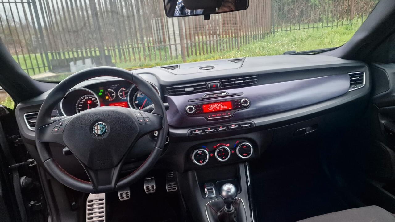 Alfa Romeo Giulietta 1.6 JTDm-2 105 CV Distinctive