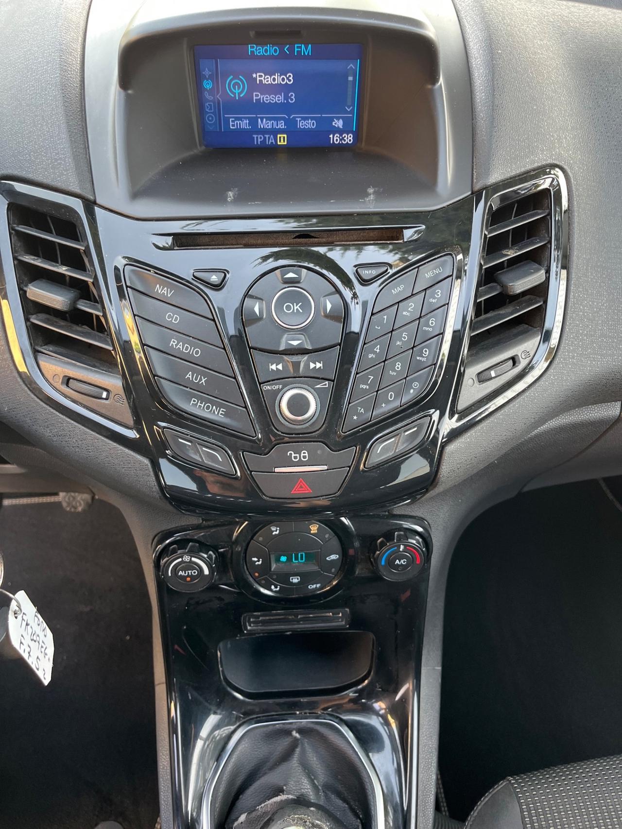 Ford Fiesta 1.4 5p. Bz.- GPL Titanium