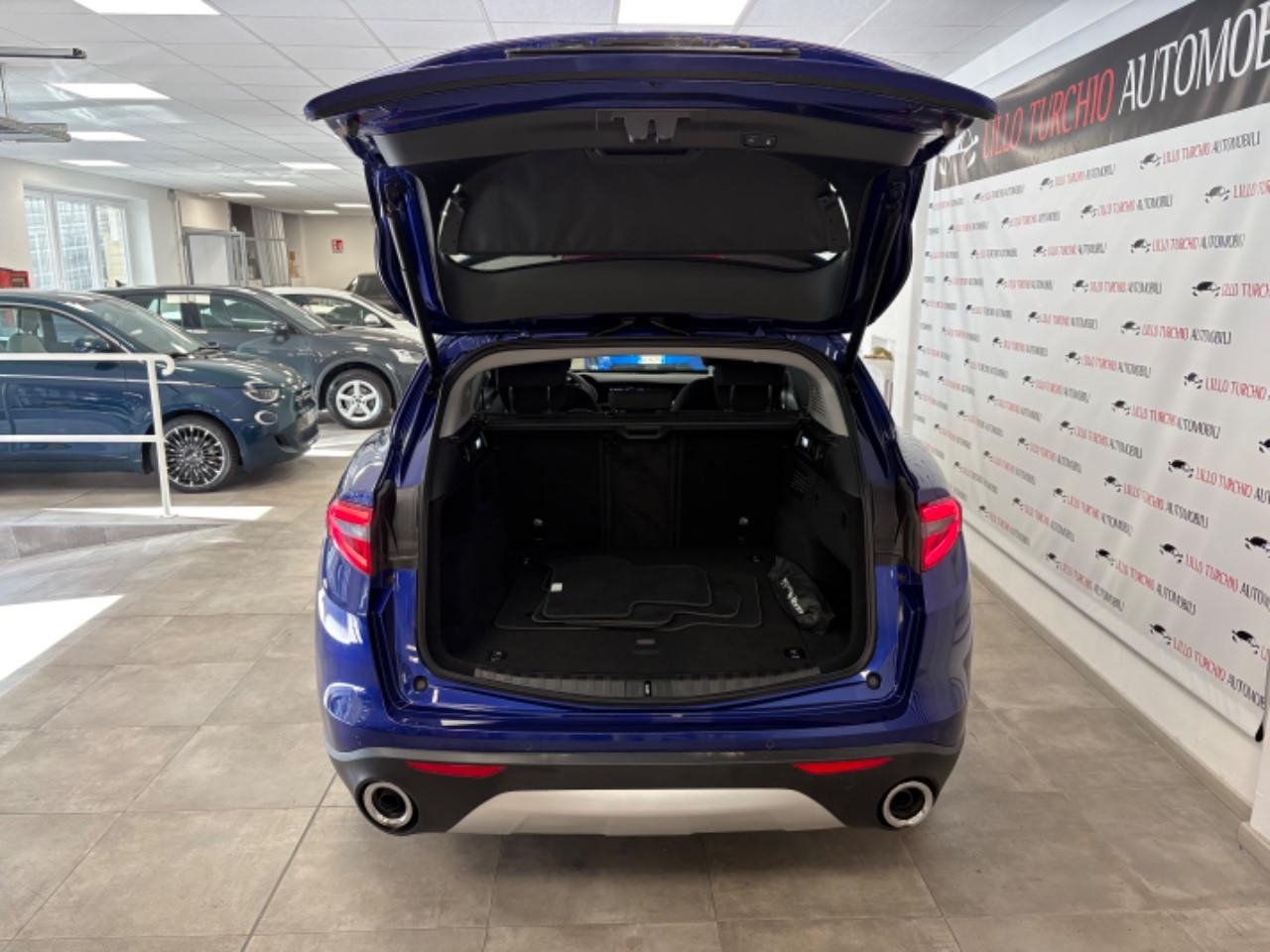 Alfa Romeo Stelvio 2.2 t Business rwd 160cv auto