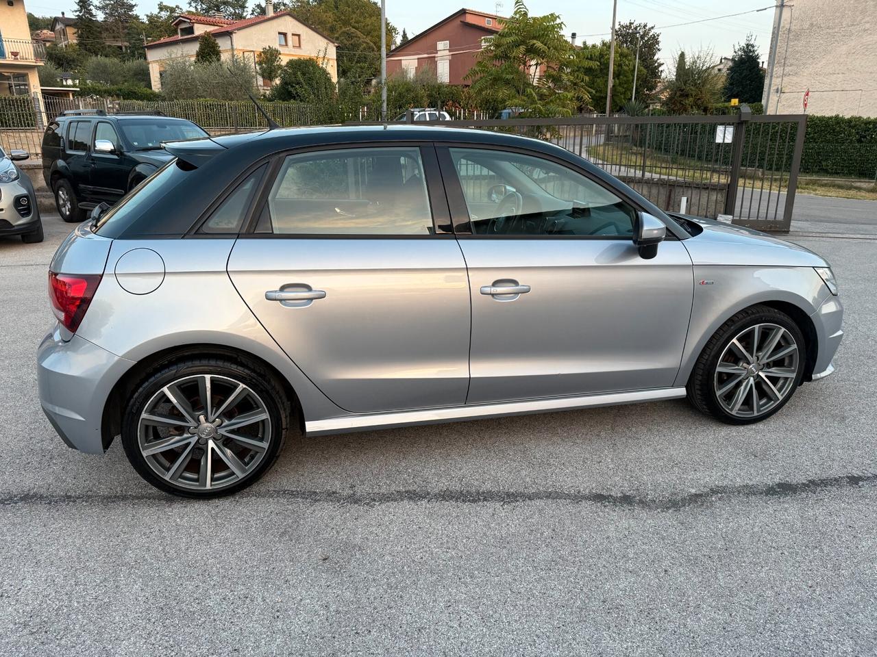 Audi A1 SPB 1.0 TFSI ultra S tronic S.LINE