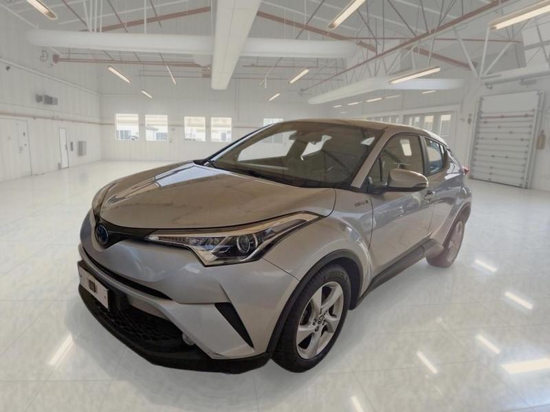 TOYOTA C-HR 1.8H 98CV E-CVT Business