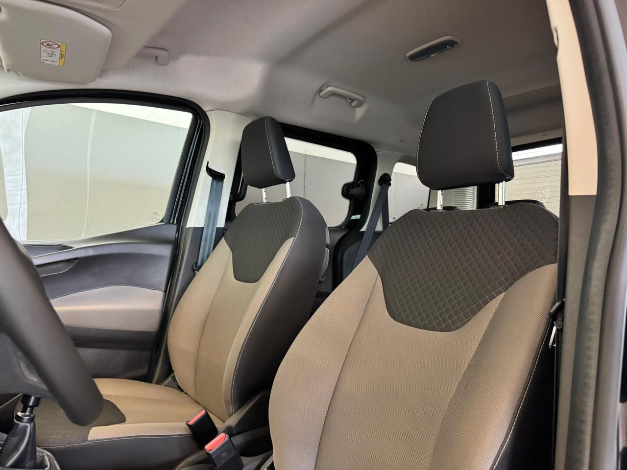 Ford Tourneo Courier Tourneo Courier 1.5 TDCI 100 CV S&S Sport