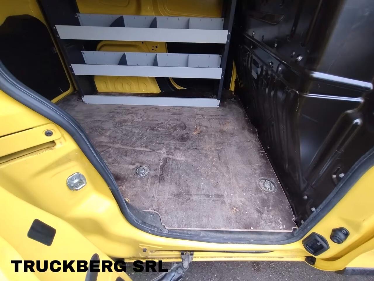 FIAT Doblò 1.3 MTJ PC-TN CARGO LAMIERATO SX