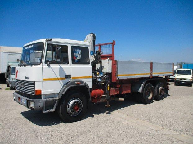 Iveco 175-24 3 ASSI GRU PM 8000/2S +RIBALTABILE TR