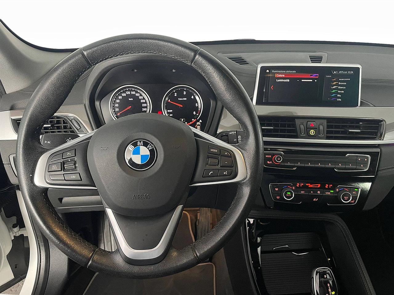 BMW X1 F48 2019 - X1 sdrive16d xLine auto