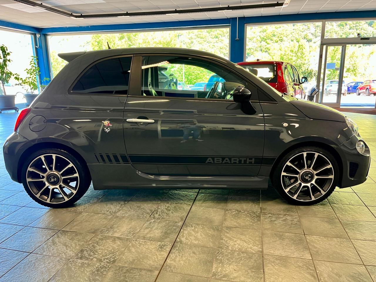 Abarth 595 1.4 Turbo T-Jet 165 CV Turismo